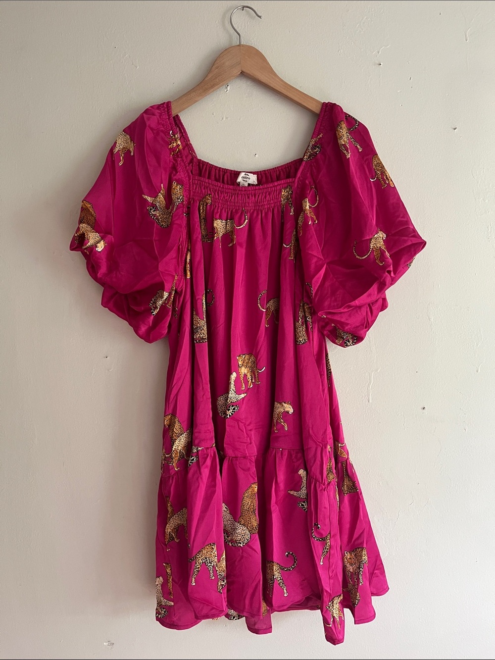 entro Hot Pink Leopard-Print Puff Sleeve Mini Dress